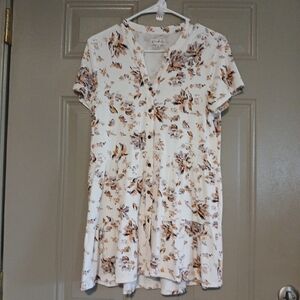 Wonderly Woman Mini Floral  Dress Button Accents Short Sleeves V-neckline Size M